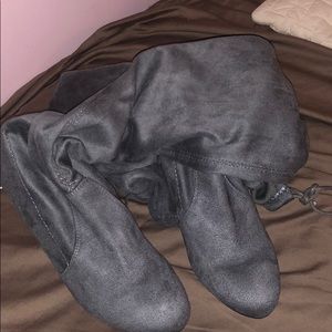 Gray boots!!